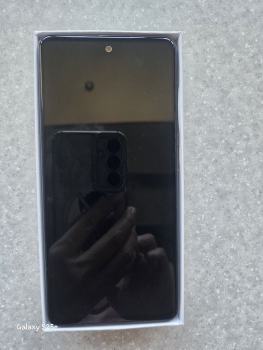 Телефон Samsung A52