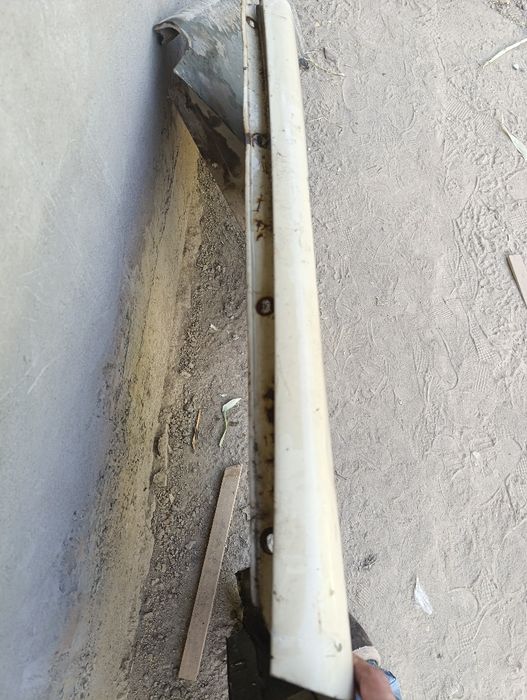 Продаются передние правые крылья от  ваз 2108 - 09