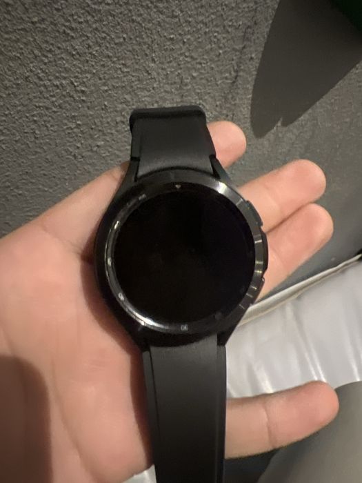 продам часы galaxy watch 4 classic WNJD