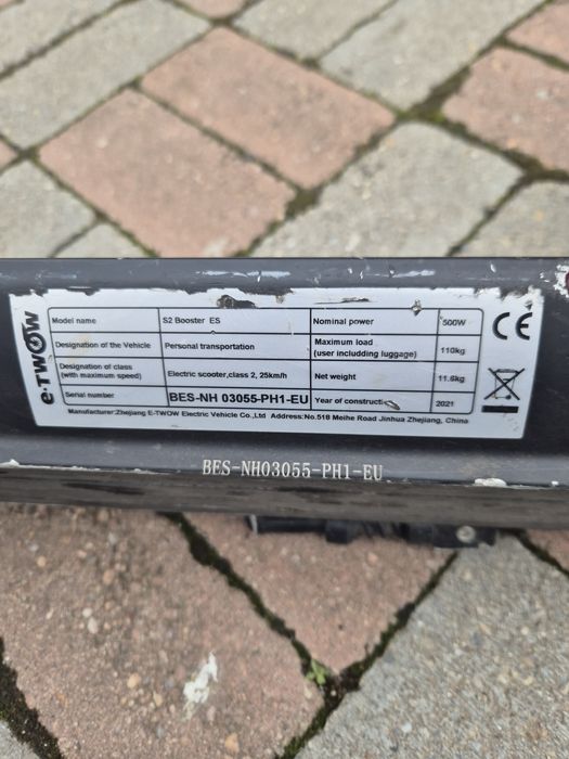 Trotineta e TWOW booster