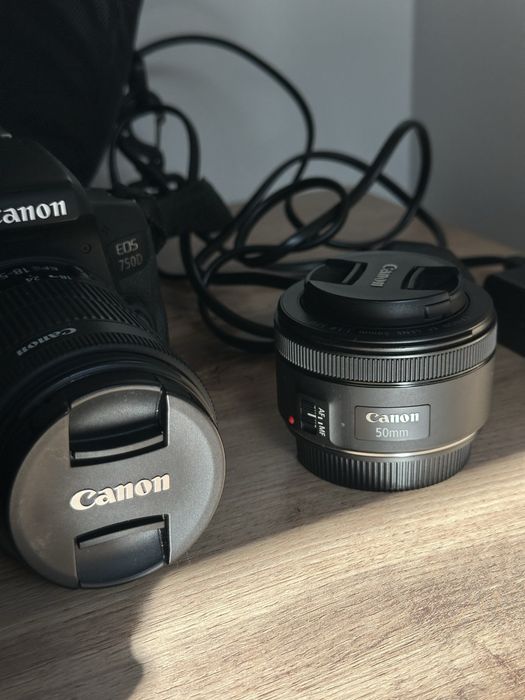 Canon EOS 750D + 2 объектива + сумка