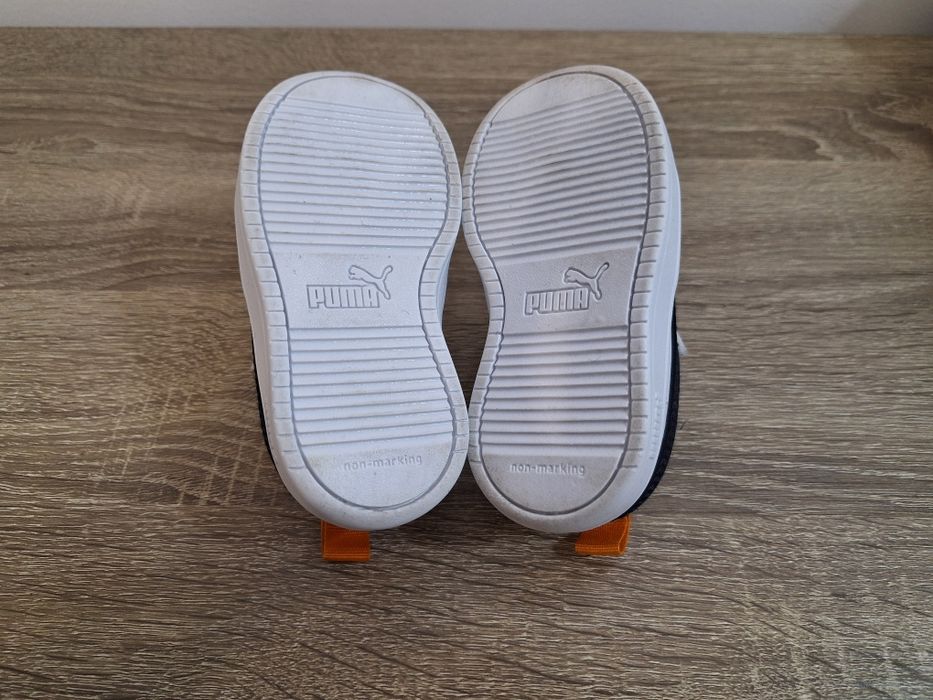 Papuci Sport Puma, Unisex, Nr. 22