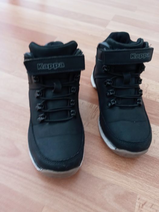 Зимни обувки Карра.