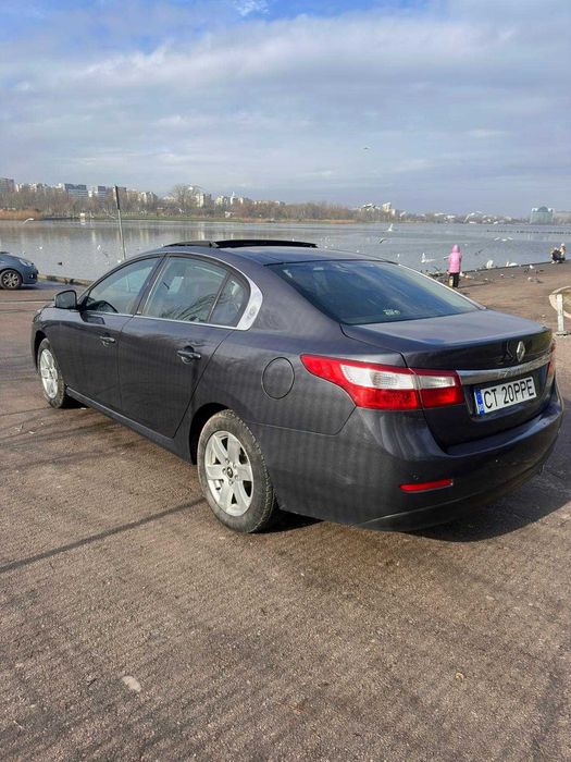 Renault Latitude 2.0 dci 175Cp Initiale Paris