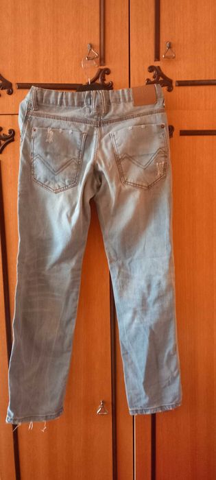 Чисто нови дънки за деца 12лв.бройката