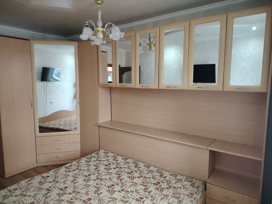 Продаю кровать и шкаф