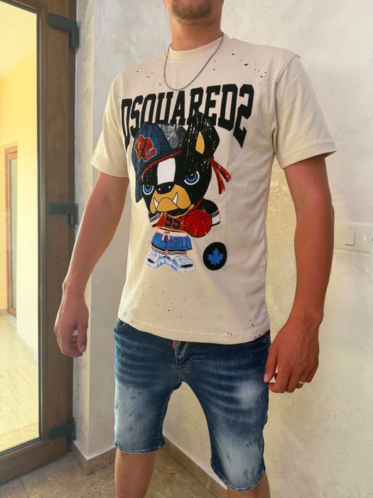 Tricouri și blugi