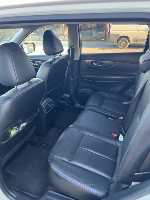 Nissan X-Trail 1,6 diesel, automata