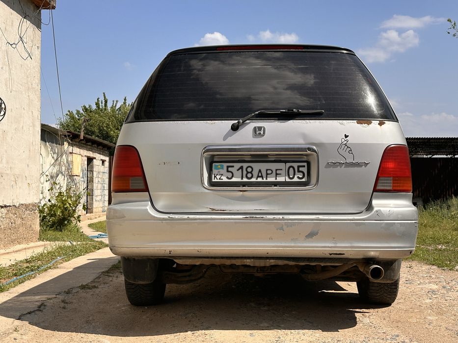 Honda Odyssey 1996 год