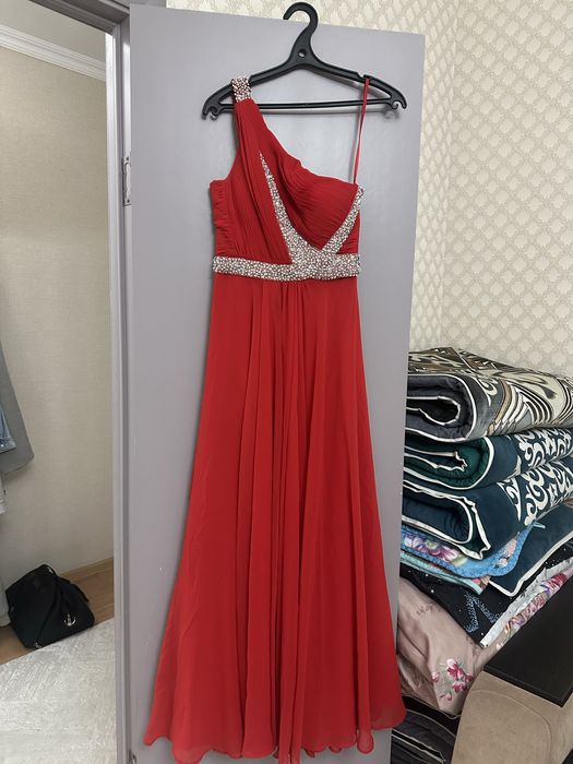 Продам вечернее платье