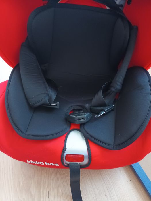 Детско столче за автомобил