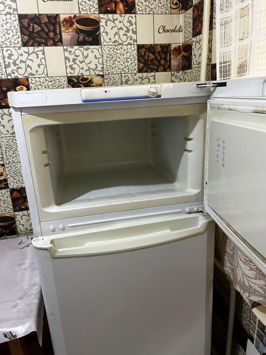 Продам холодилник