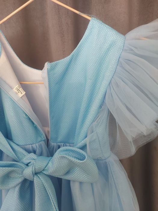 Детский  платье нарядный. Прокат.