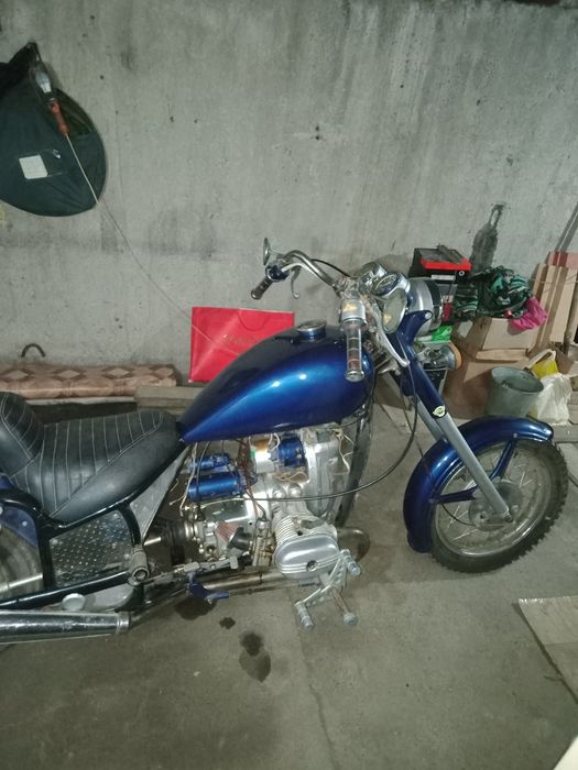 Продам мотоцикл Урал