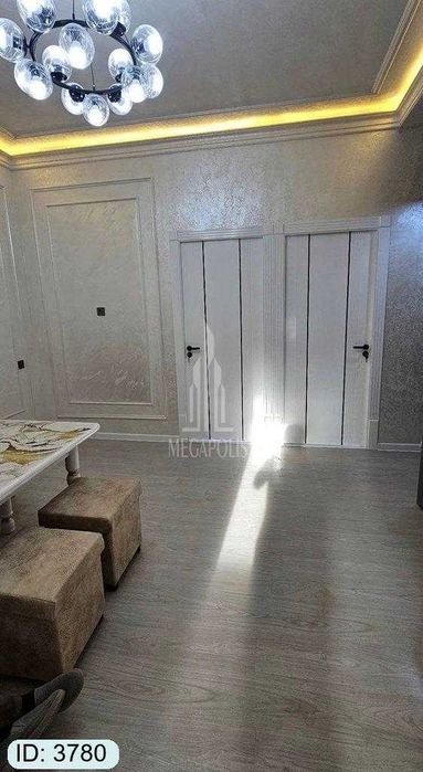 6 mikr alpomish tarafda 2 xona tayyor kvartira sotiladi №3780