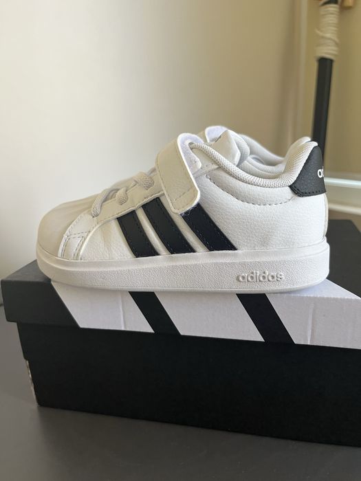 Adidasi Adidas baiat