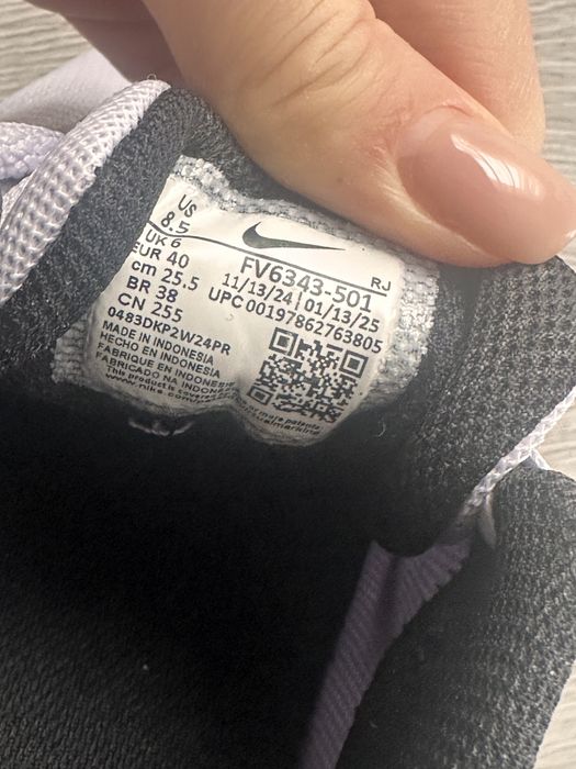 Nike Fitness, marime 40, aproape noi