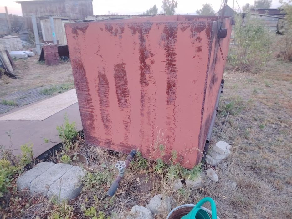 Продам железную емкость