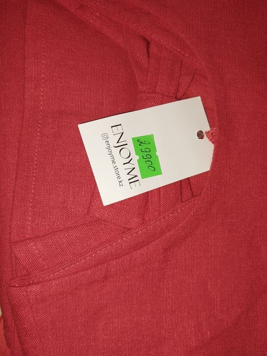 Продам льняной костюм новый