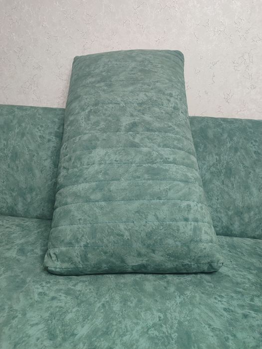 Диван в хорошем состоянии