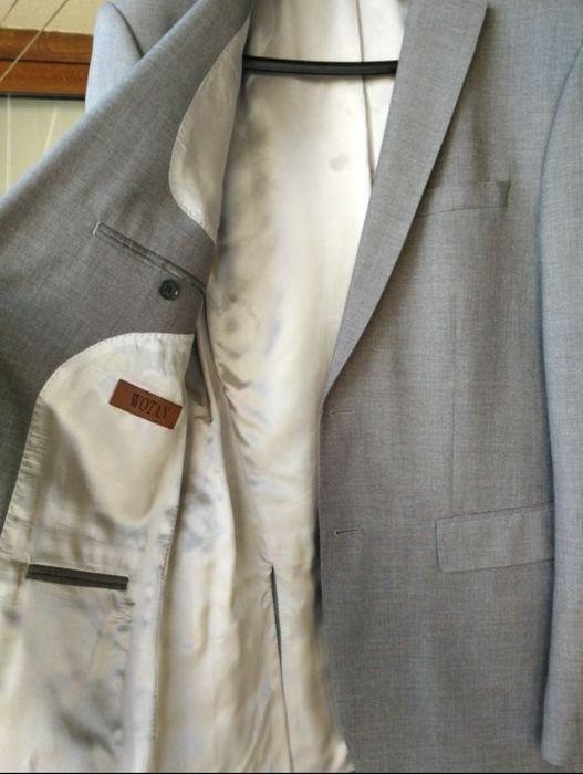 Мъжки костюм на модна къща Агресия