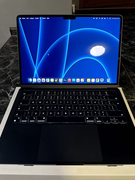 MacBook Air M2 256GB