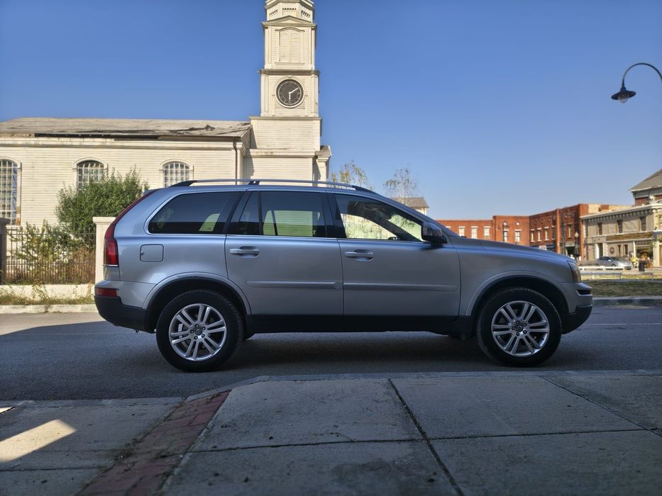 vand Volvo xc90 fabr 2012  4x4 / 7 locuri/ euro 5