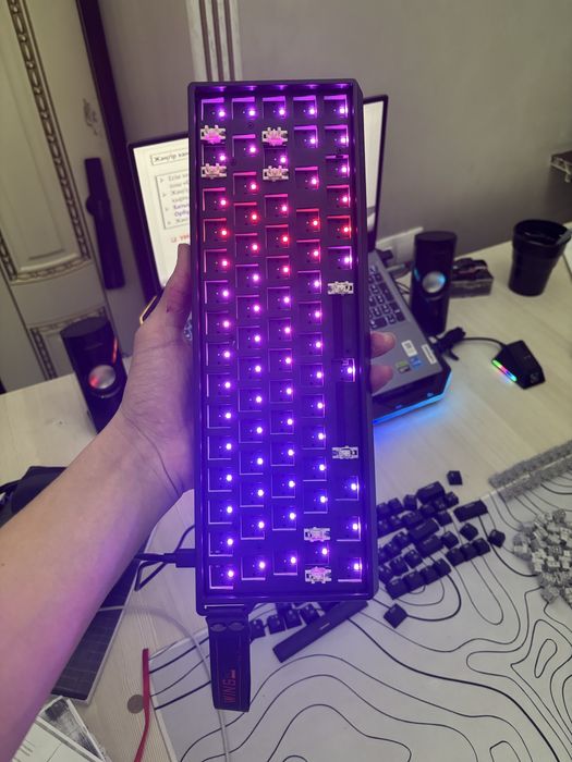 Продается aula win 68he