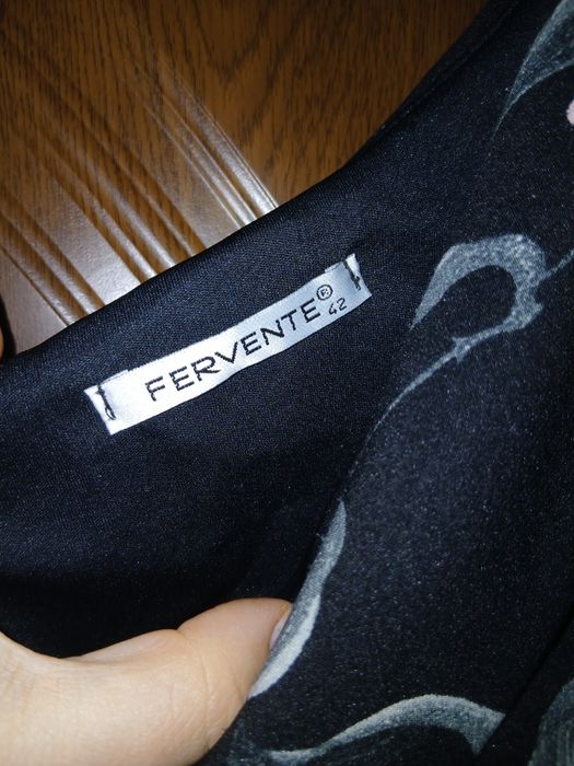 Официални роклии