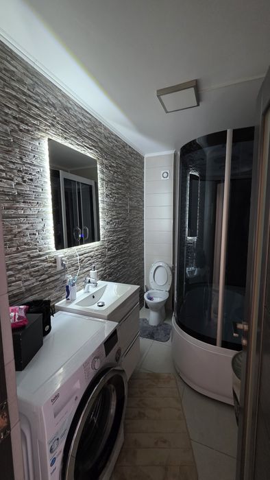 Se închirieză apartament