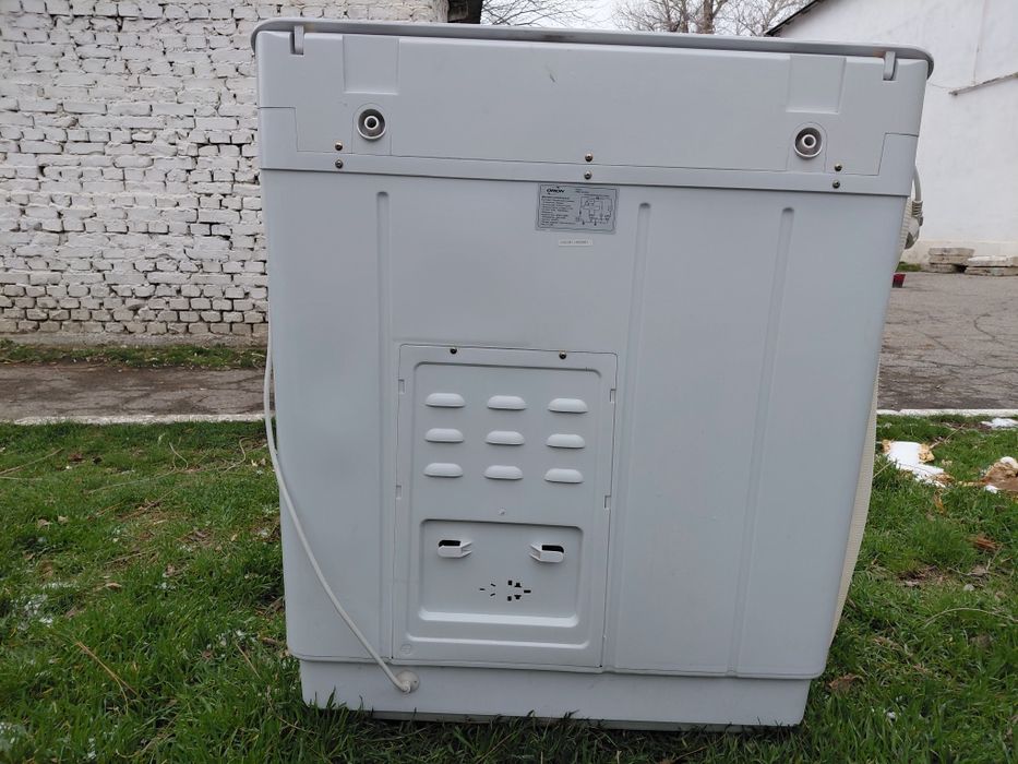 Продаётся стиральная машинка, полуавтомат