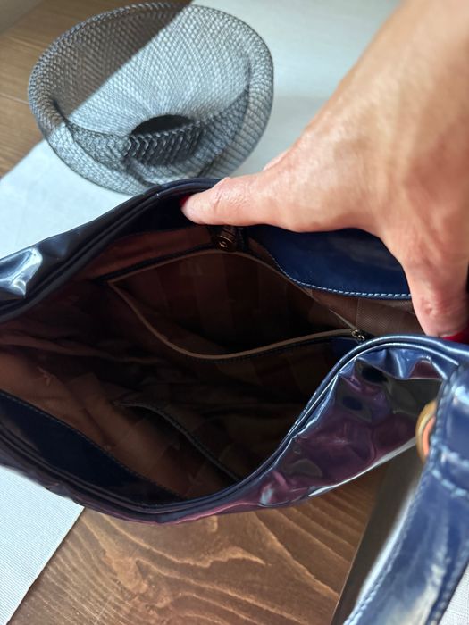 Дамска чанта от естествен лак