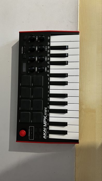 Akai MPKmini mk3