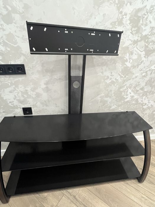 Подставка под ТВ