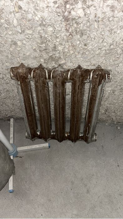 Продам батареи чугунные