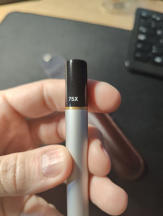 Mini microscop portabil Peak 75X