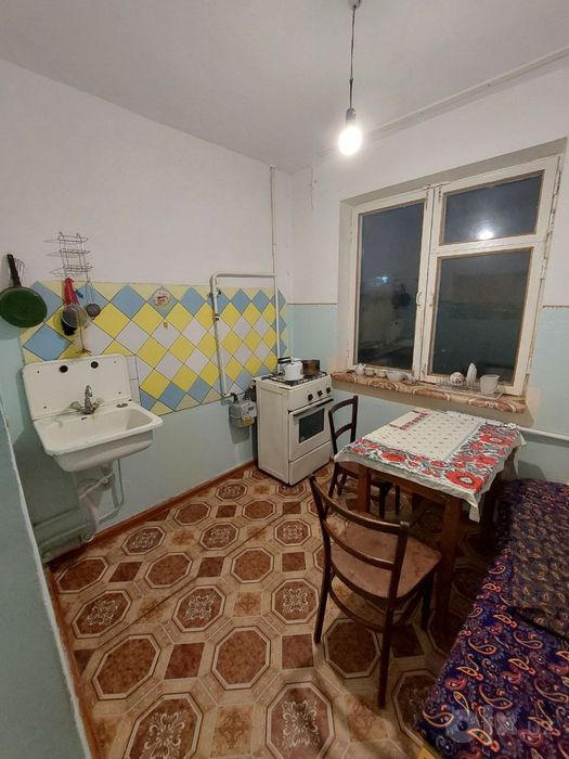 1 хонали уй сотилади