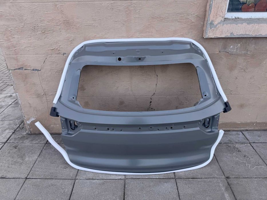 Chery Tiggo 7pro крышка багажника