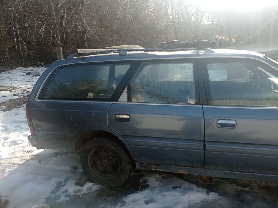 Продам Мазда 626 на запчасти