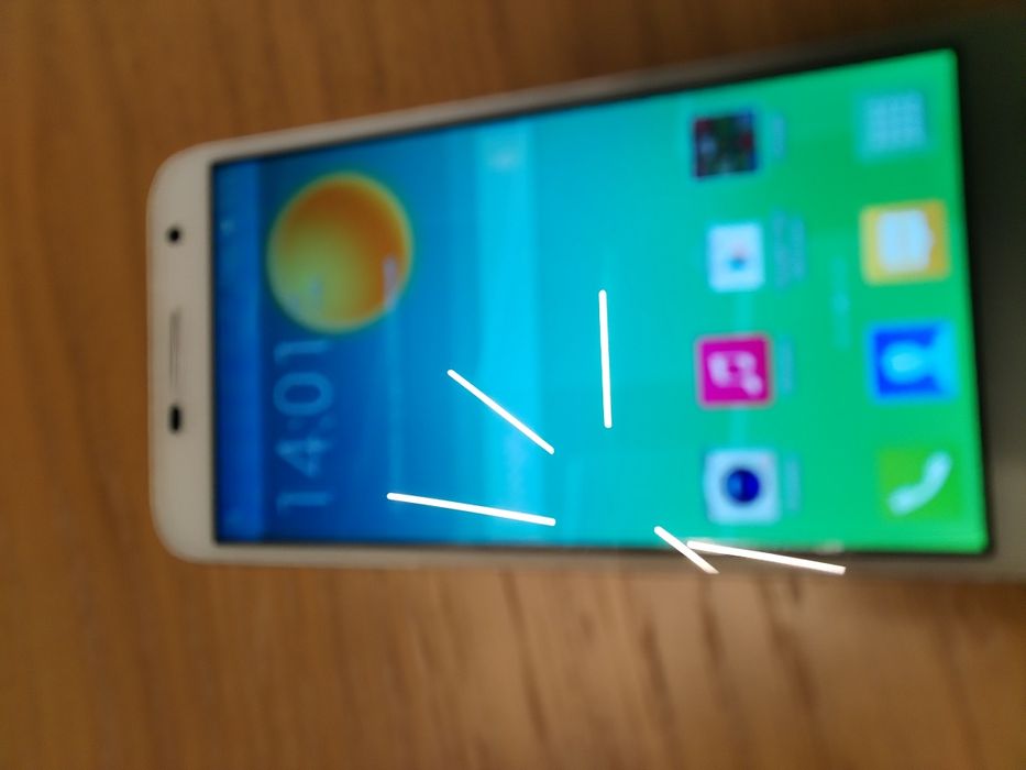 Продавам телефон Alcatel one touch ibol 2 mini android