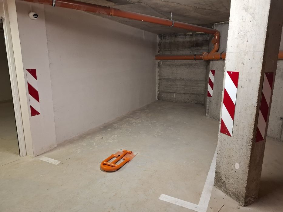 Подземно паркомясто Тракия