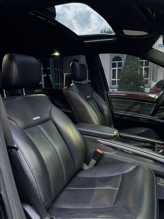 Mercedes Benz GL 550 4 Matic