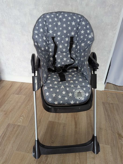 Детский стульчик для кормления