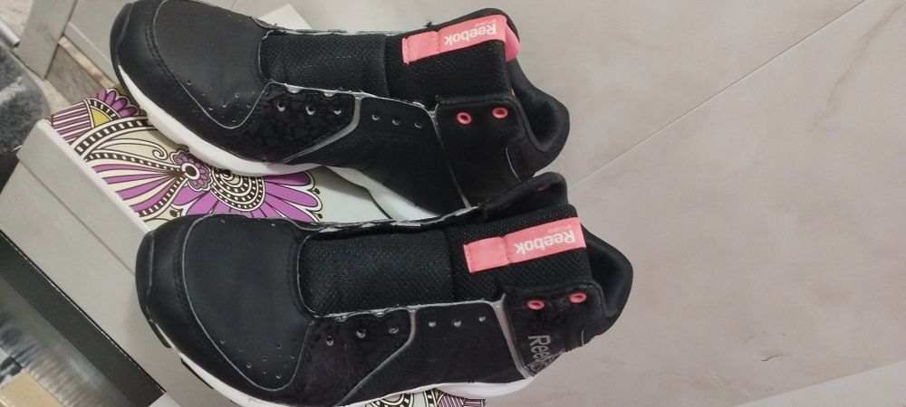 Маратонки Reebok