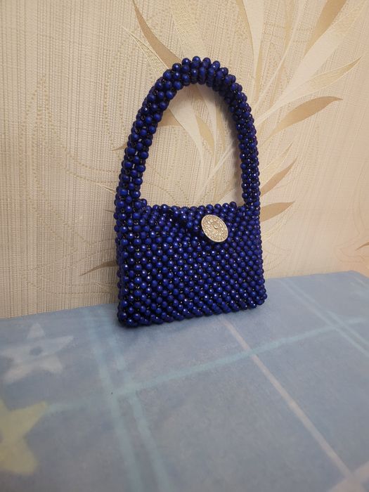 Моя первая сумочка из бусин