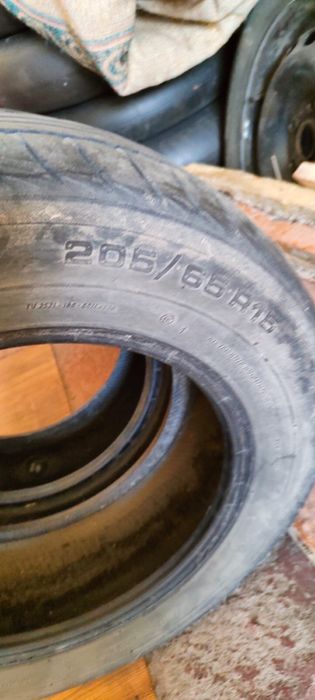 Продам шины в идеальном состояние