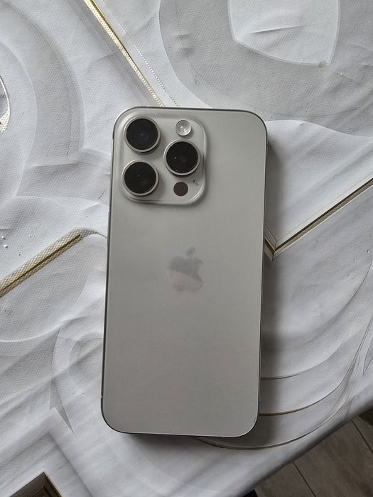 Айфон 15про все в идеале