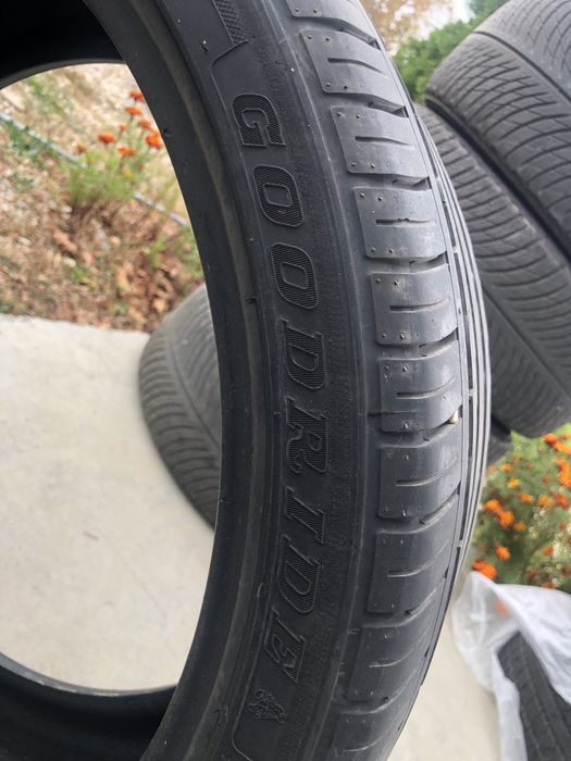 1 бр лятна гума 255/35/20