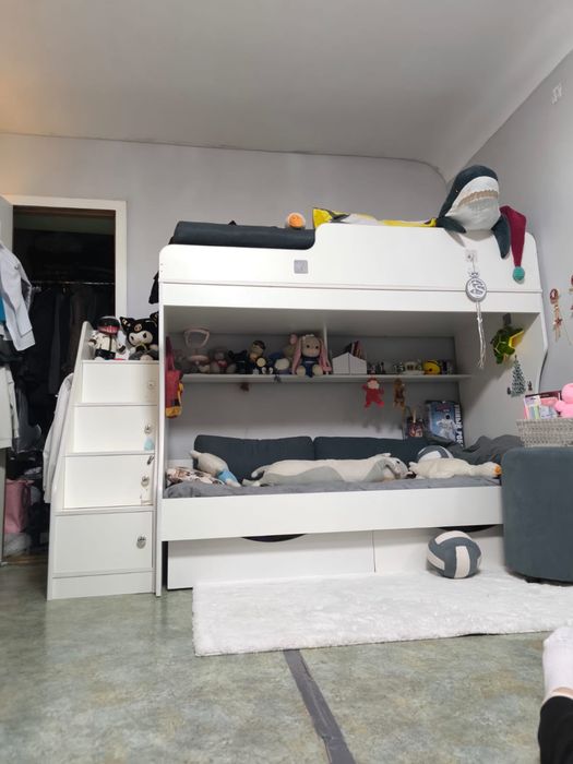 Продам кровать двух яростную