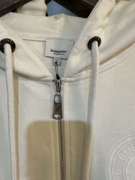 Burberry анцуг Л